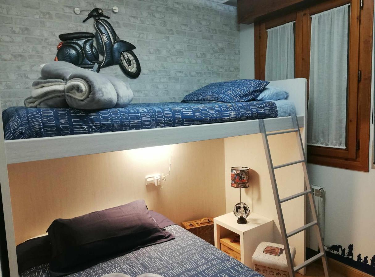Apartament La Casa Del Gatico Lumbier Zewnętrze zdjęcie